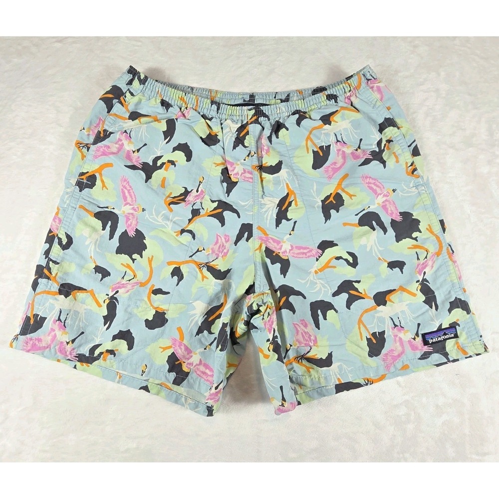 Patagonia Mens Baggies 5" Shorts Size Medium Spoonbills Big Sky Blue Birds Print